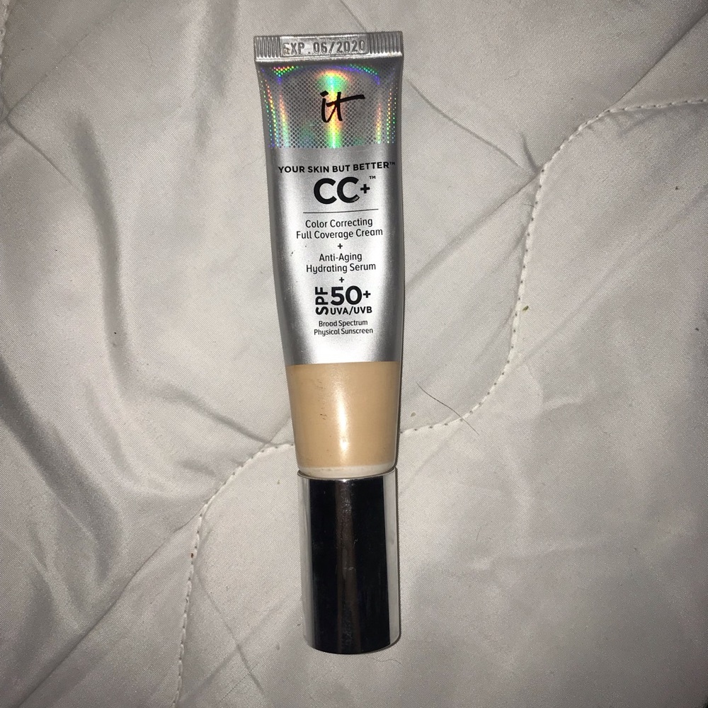 IT COSMETICS CC CREAM